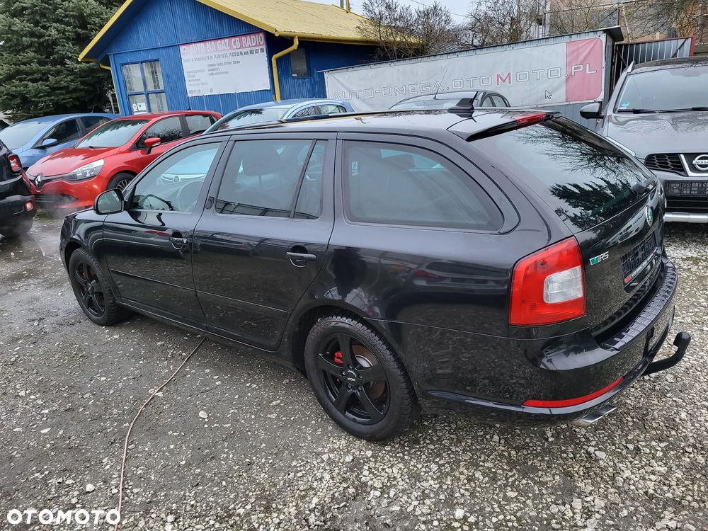 Skoda Octavia 2.0 TDI DPF RS DSG - 9