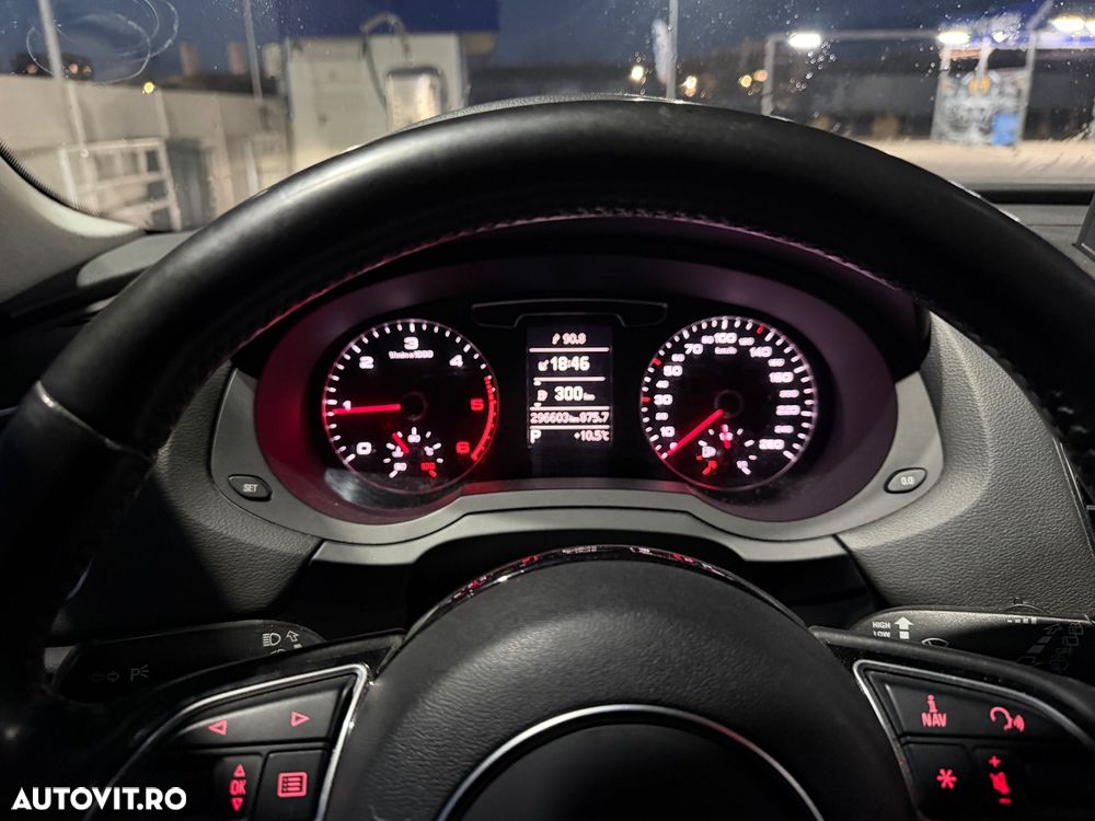 Audi Q3 2.0 TDI Quattro S tronic sport - 10