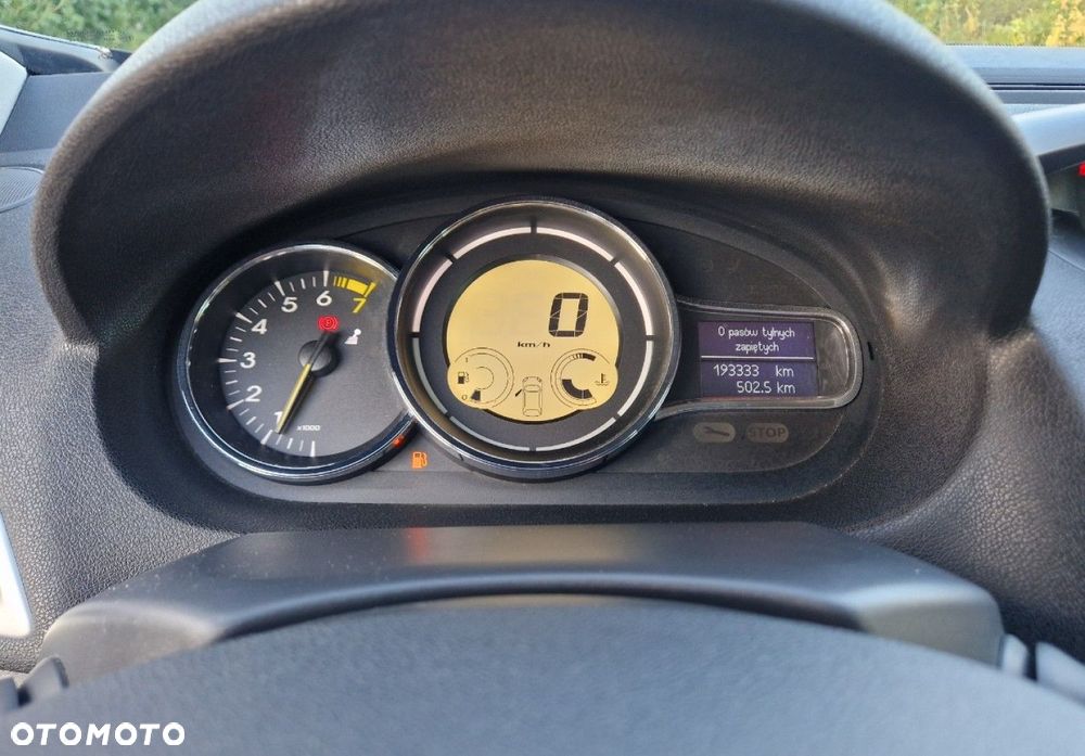 Renault Megane 1.6 16V 110 Dynamique - 21