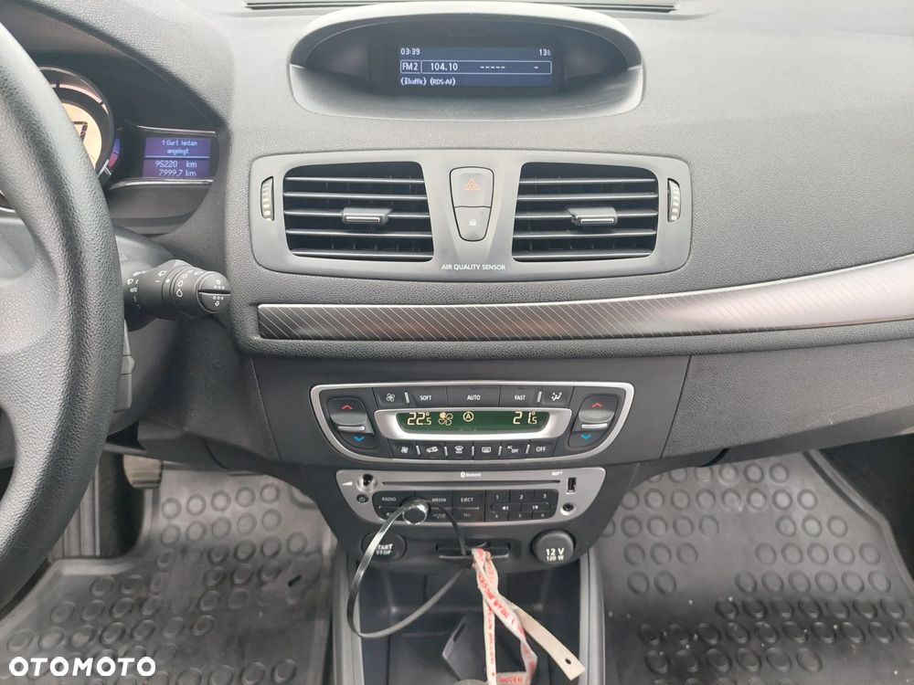 Renault Megane 1.6 16V 110 Paris - 22