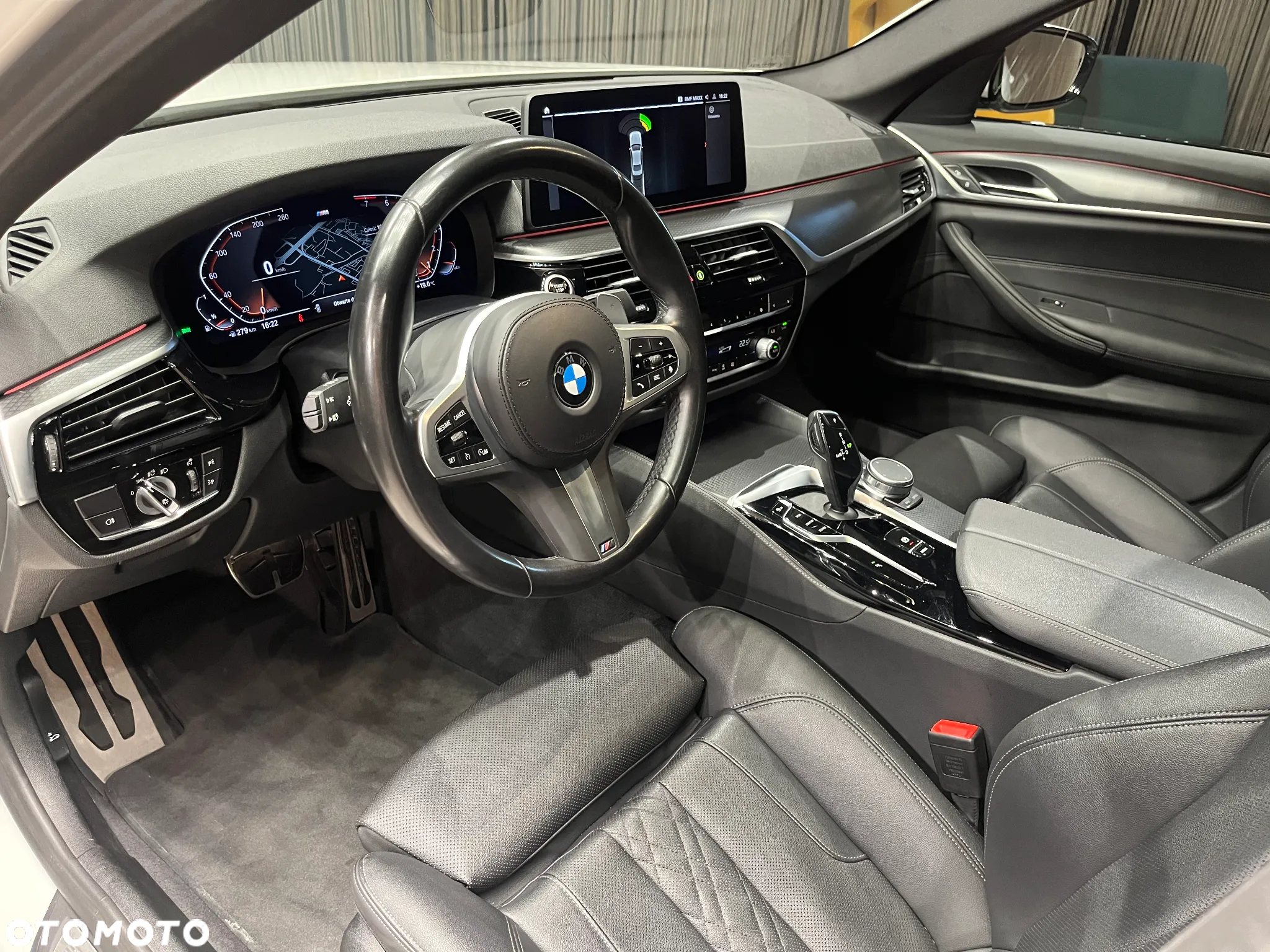 BMW Seria 5 520i mHEV M Sport sport - 6