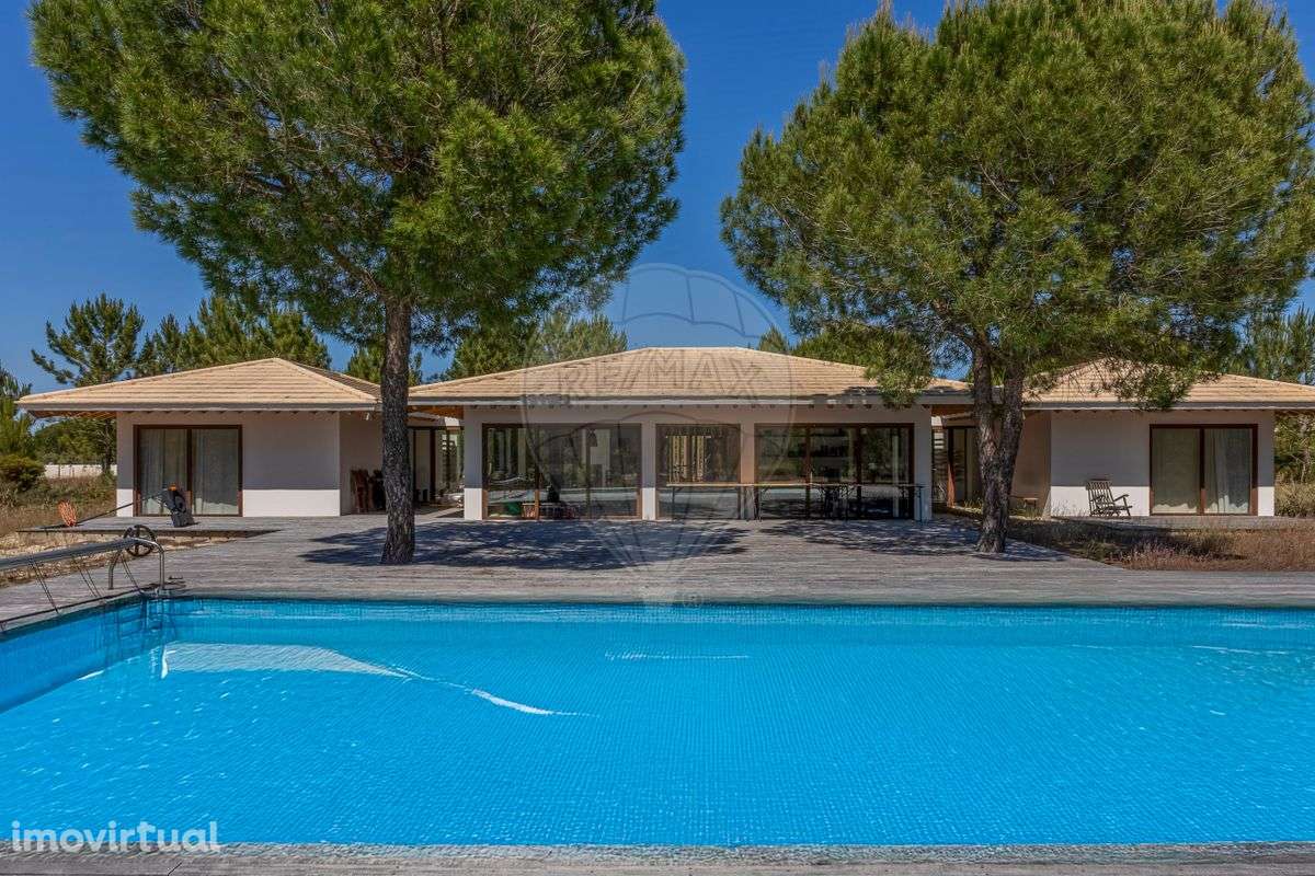 Moradia T2 para venda - Grande imagem: 2/17