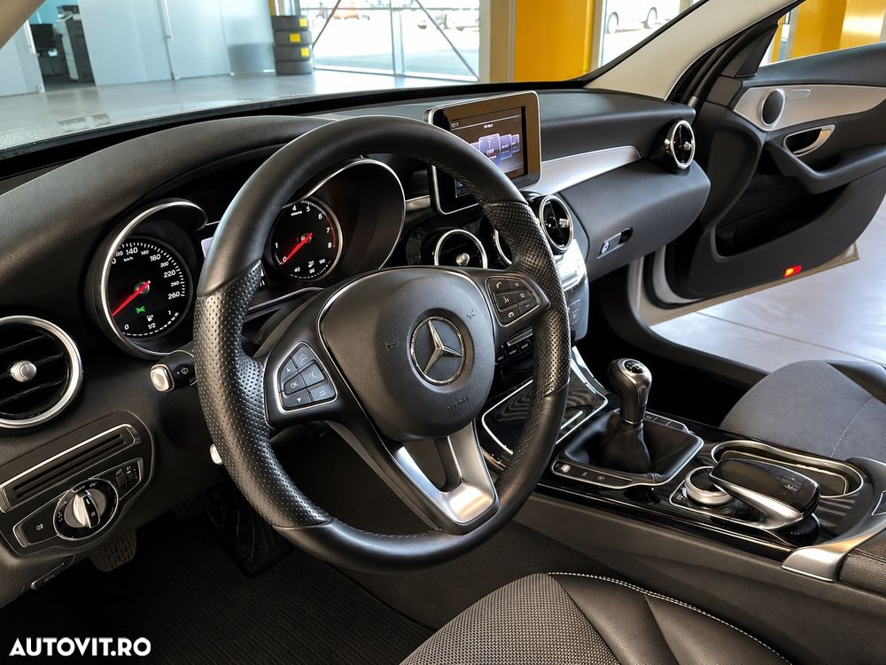 Mercedes-Benz C - 3
