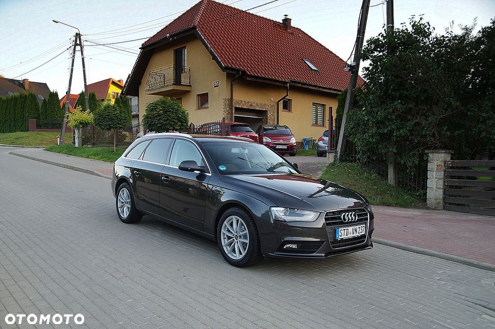 Audi A4 Avant 2.0 TDI DPF Attraction - 11