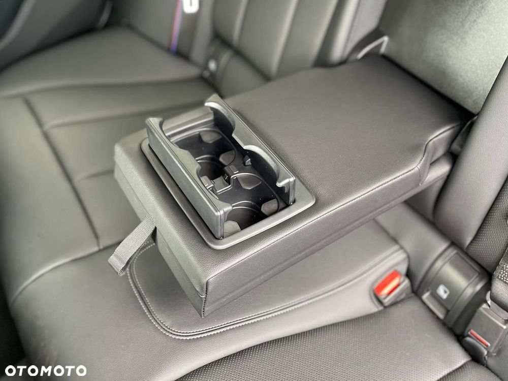 BMW Seria 3 - 33