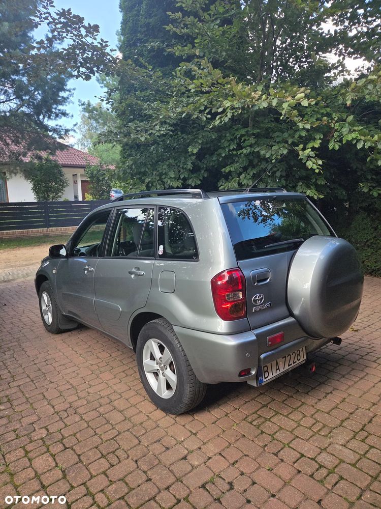 Toyota RAV4 4x2 - 4