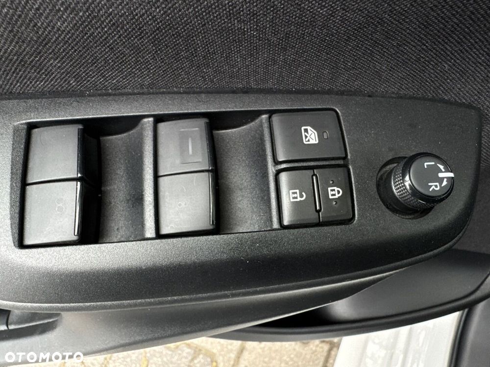 Toyota Yaris Hybrid 1.5 Style - 17