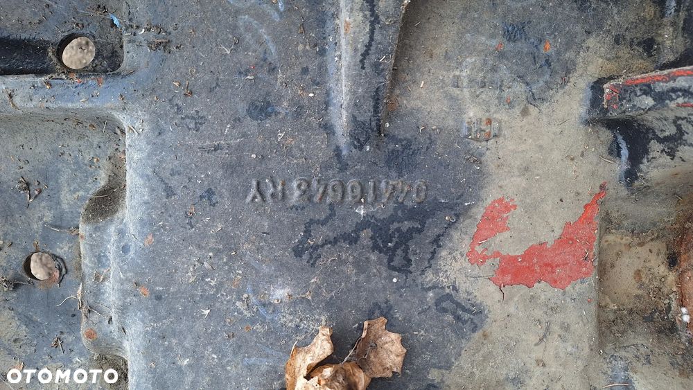 Deutz Fahr MK3 Agrotron APL 2035 ZF Most przedni  os przednia zwolnica połos obudowa pochwa - 3