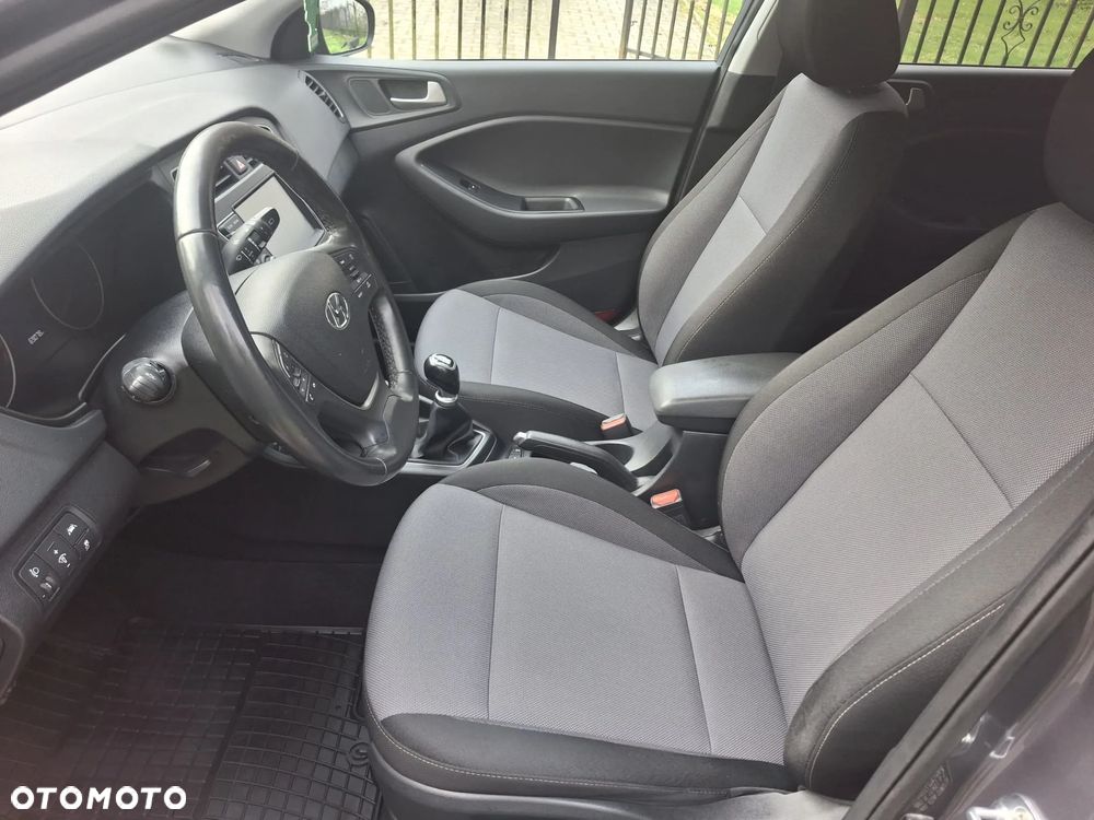Hyundai i20 1.2 BlueDrive Elegant - 16