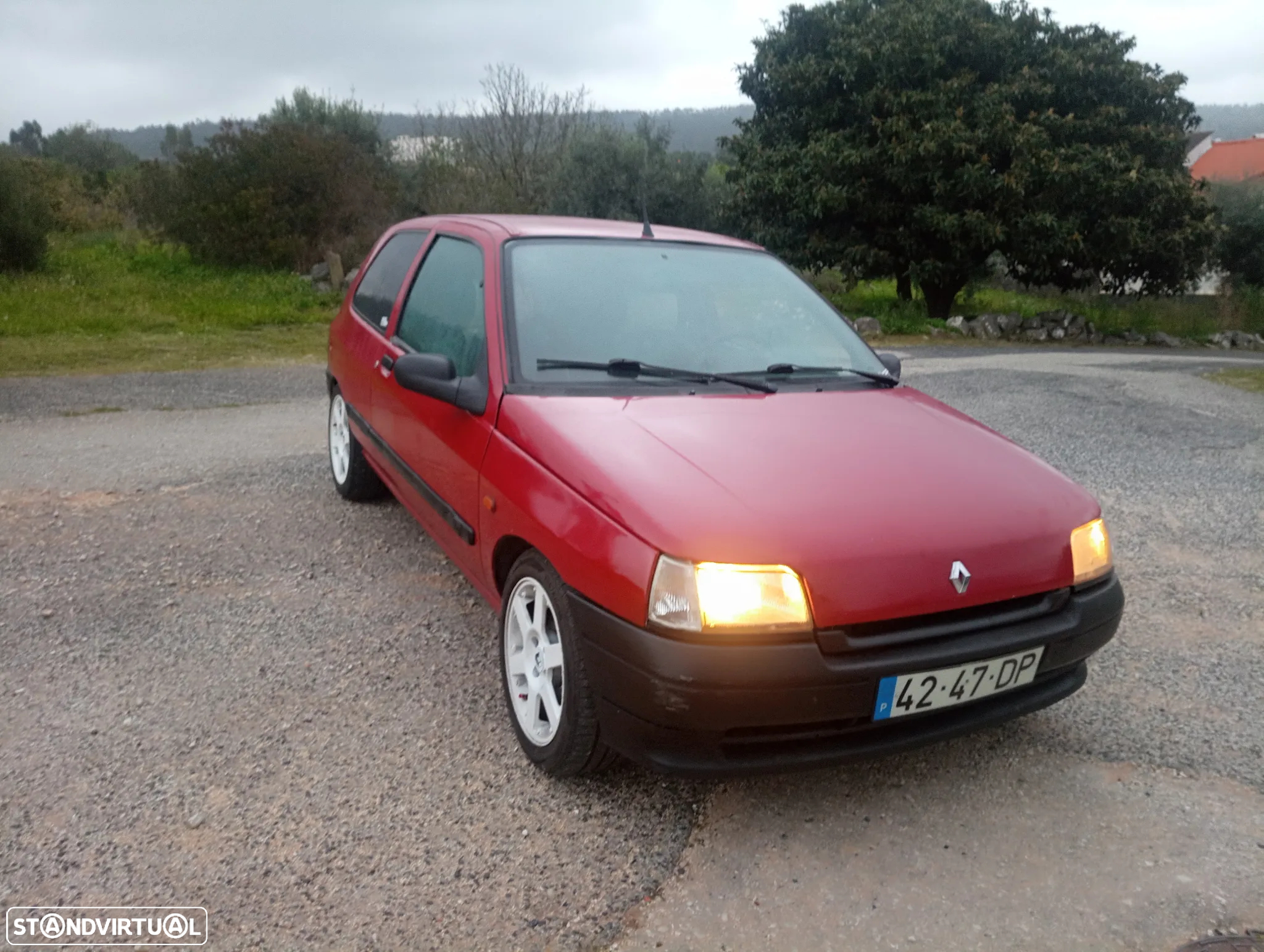 Renault Clio 1.9 RT - 3