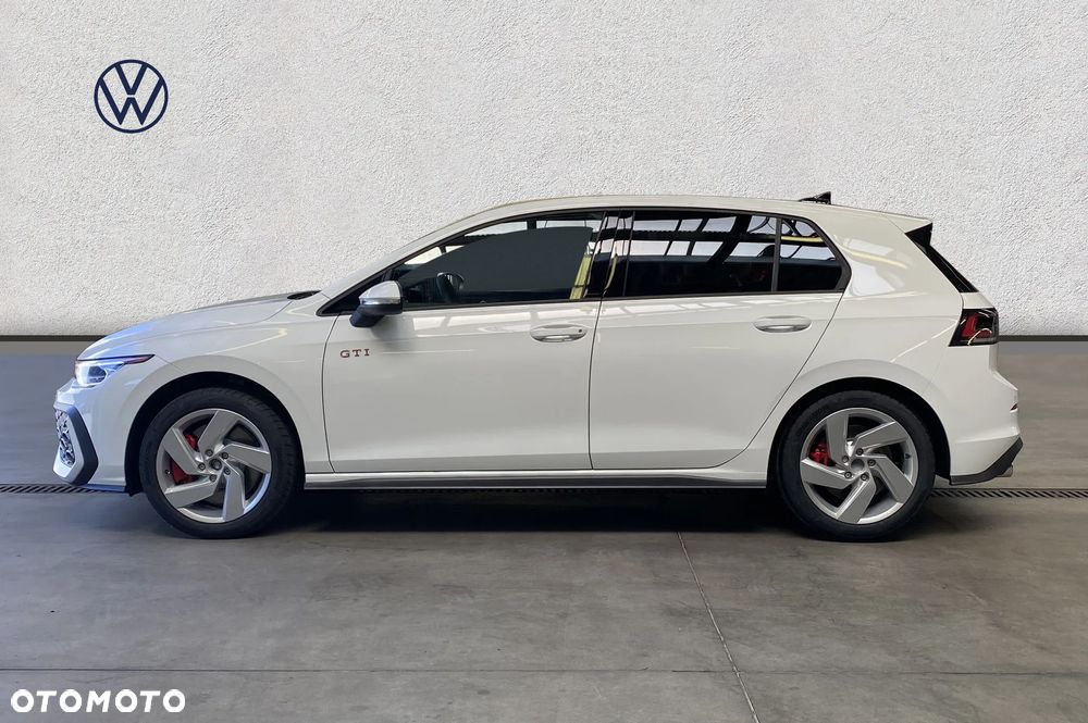 Volkswagen Golf - 3