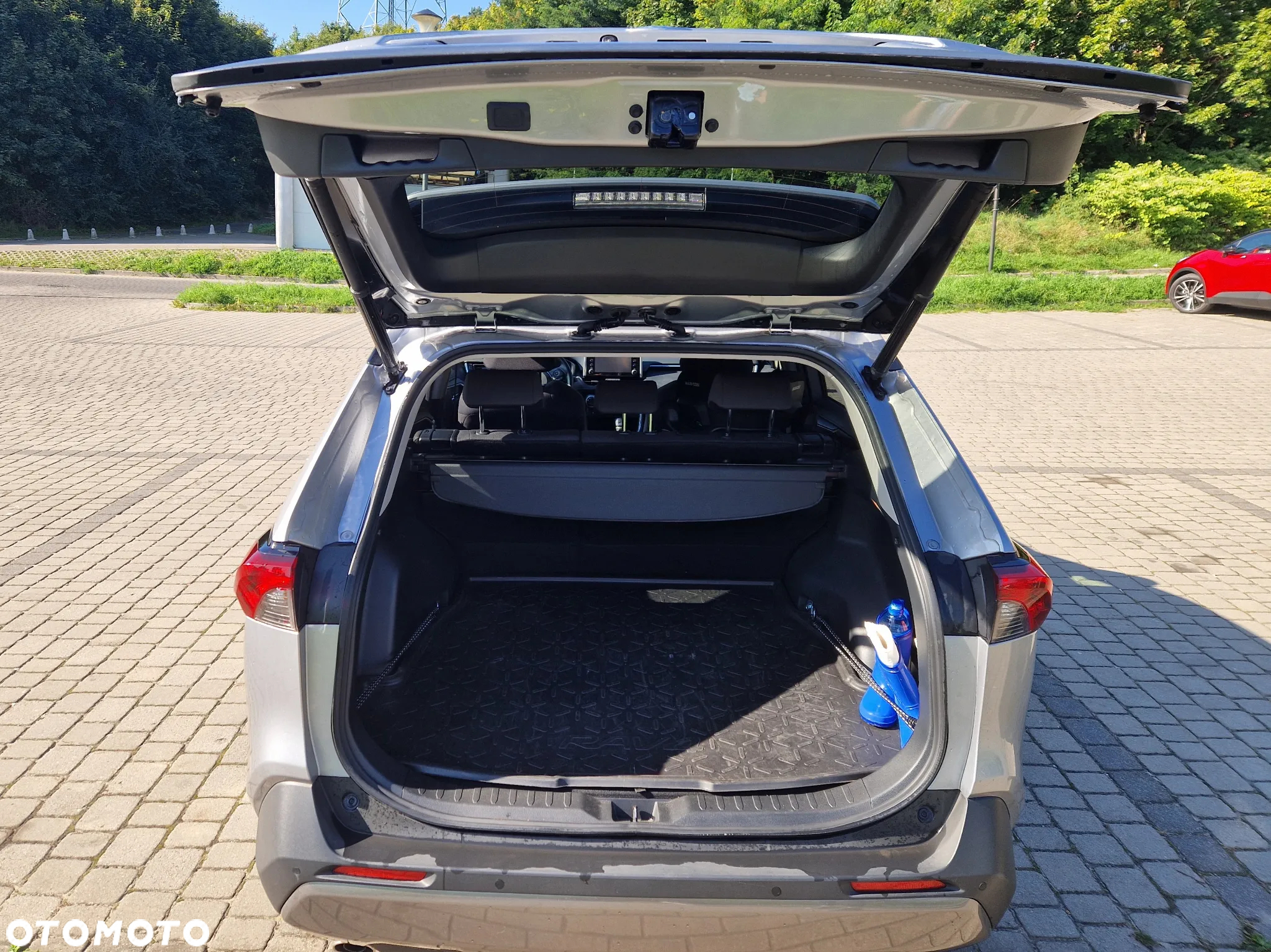 Toyota RAV4 2.5 Hybrid Comfort 4x4 - 7