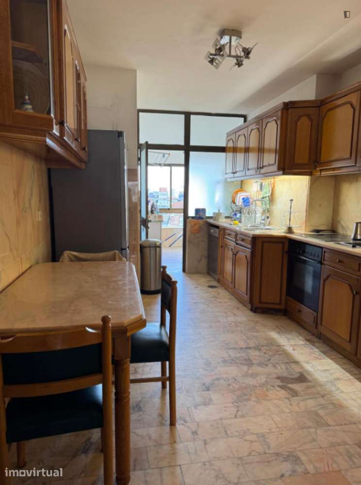 Apartamento com 4 quartos - localizado em Santo Ildefonso Porto - Grande imagem: 3/19