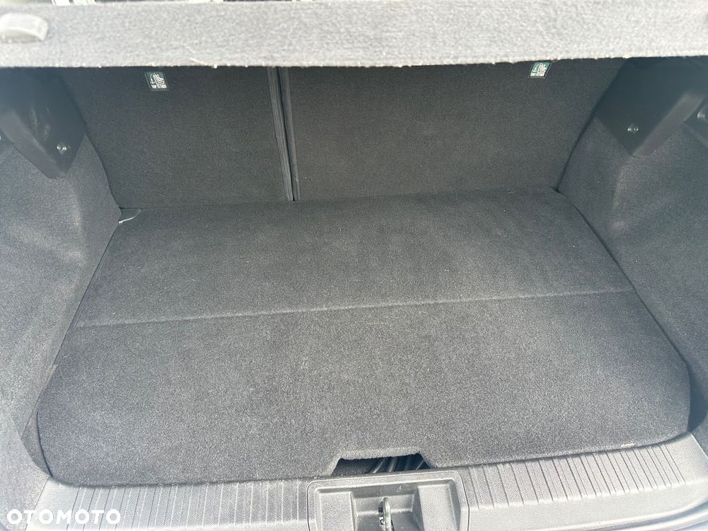 Renault Captur 1.6 E-TECH Plug-In Initiale Paris - 17