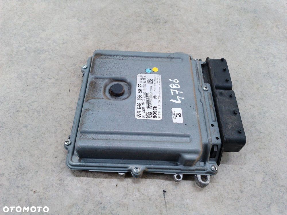 KOMPUTER, STEROWNIK MERCEDES-BENZ VITO W639 A6461505078  0281013790  BOSCH - 4