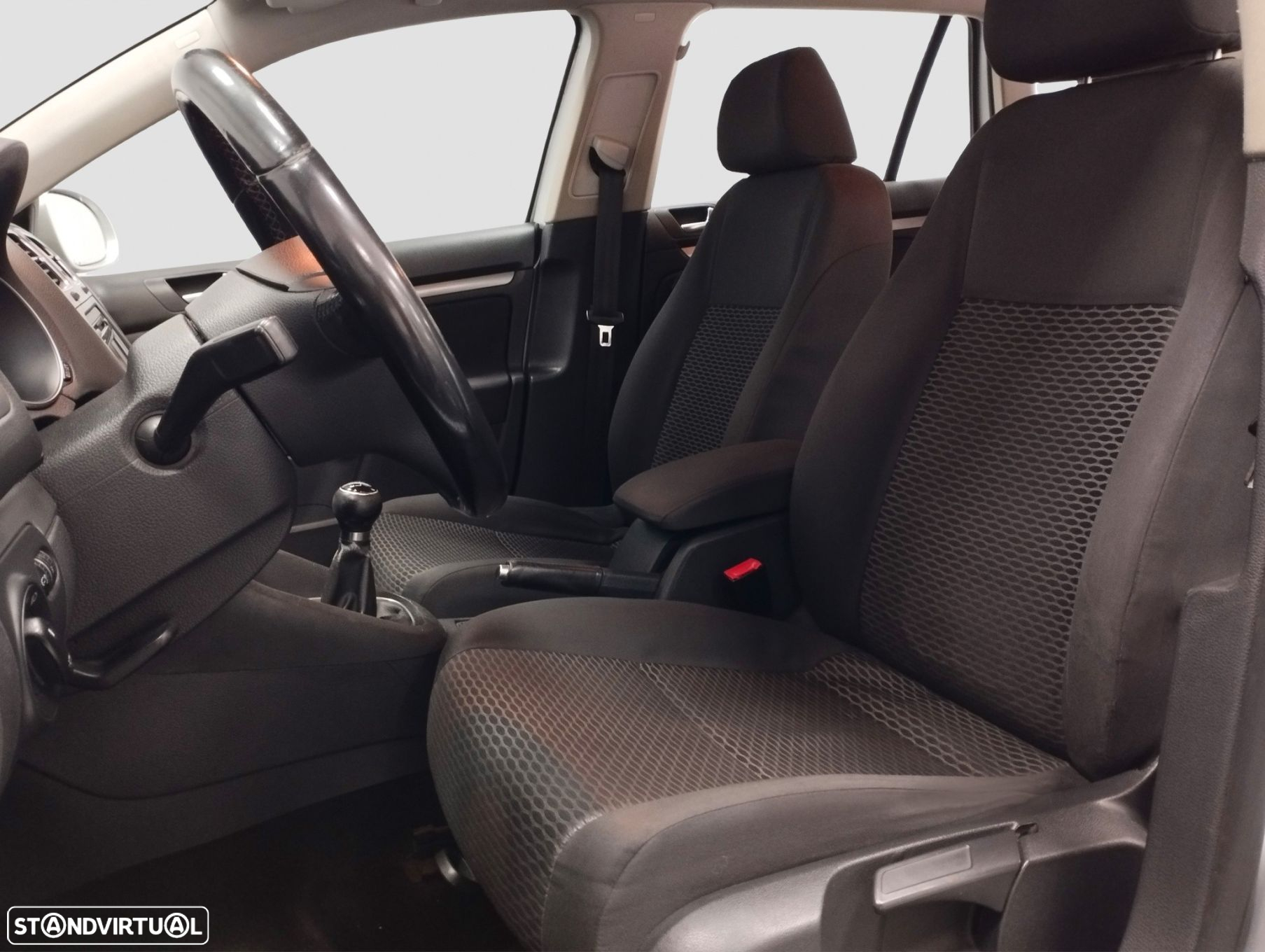 VW Golf Variant 1.6 TDi Confortline - 7