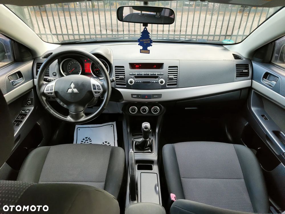 Mitsubishi Lancer 1.8 Intense - 7