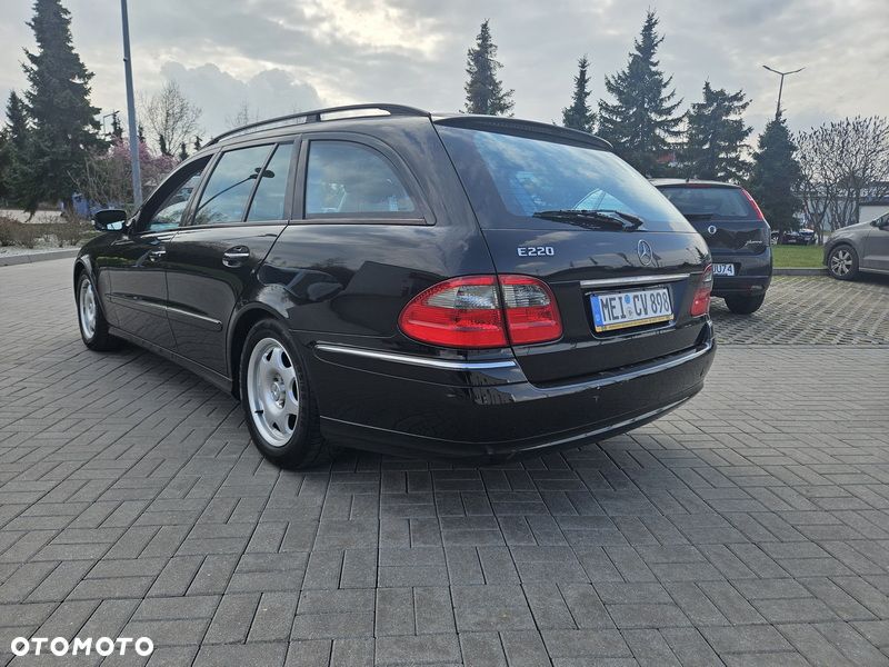 Mercedes-Benz Klasa E - 12