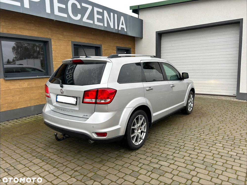 Fiat Freemont 2.0 Multijet 16V DPF Automatik Allrad Lounge - 3