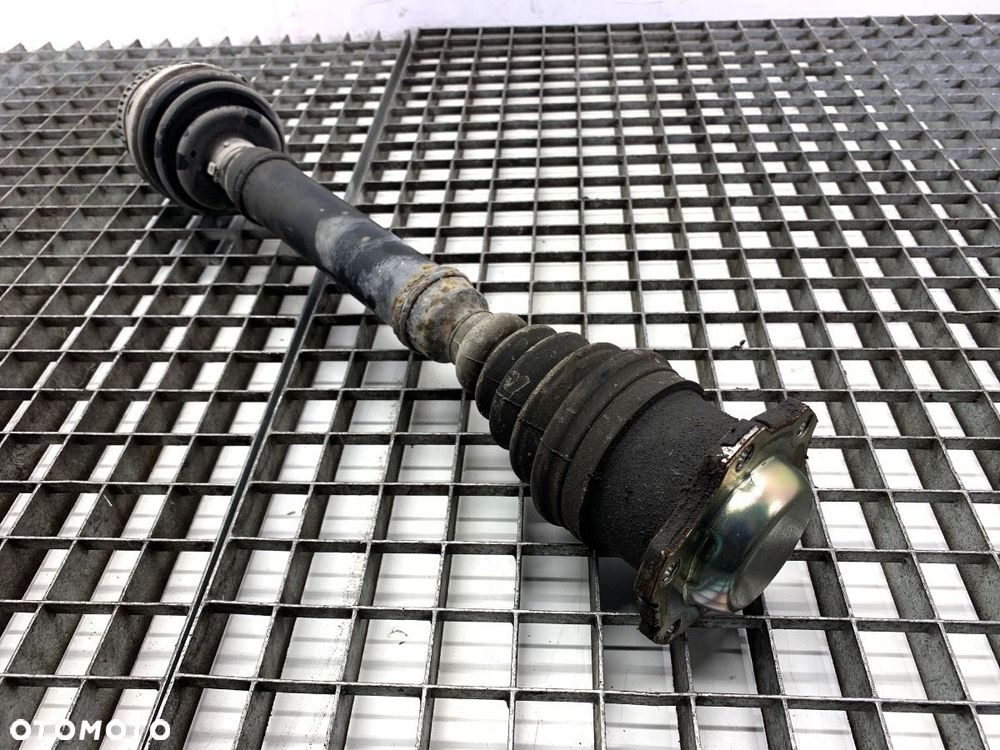 PÓŁOŚ PRAWY PRZÓD  AUDI A4 B6 (8E2) 2000 - 2005 2.0 96 kW [130 KM] benzyna 2000 - 2004 - 3