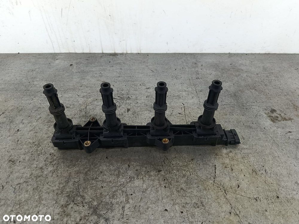 CEWKA ZAPŁONOWA OPEL VECTRA C FL DELPHI GN10363 2.2 16V - 5
