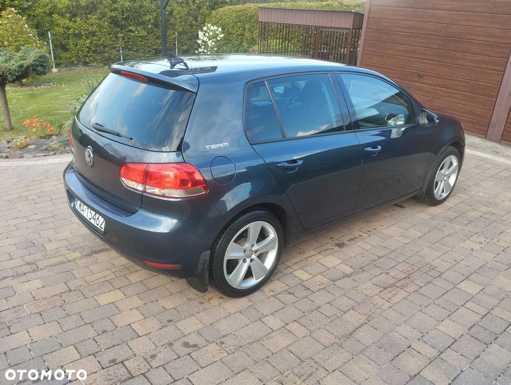 Volkswagen Golf 1.6 TDI Highline - 3