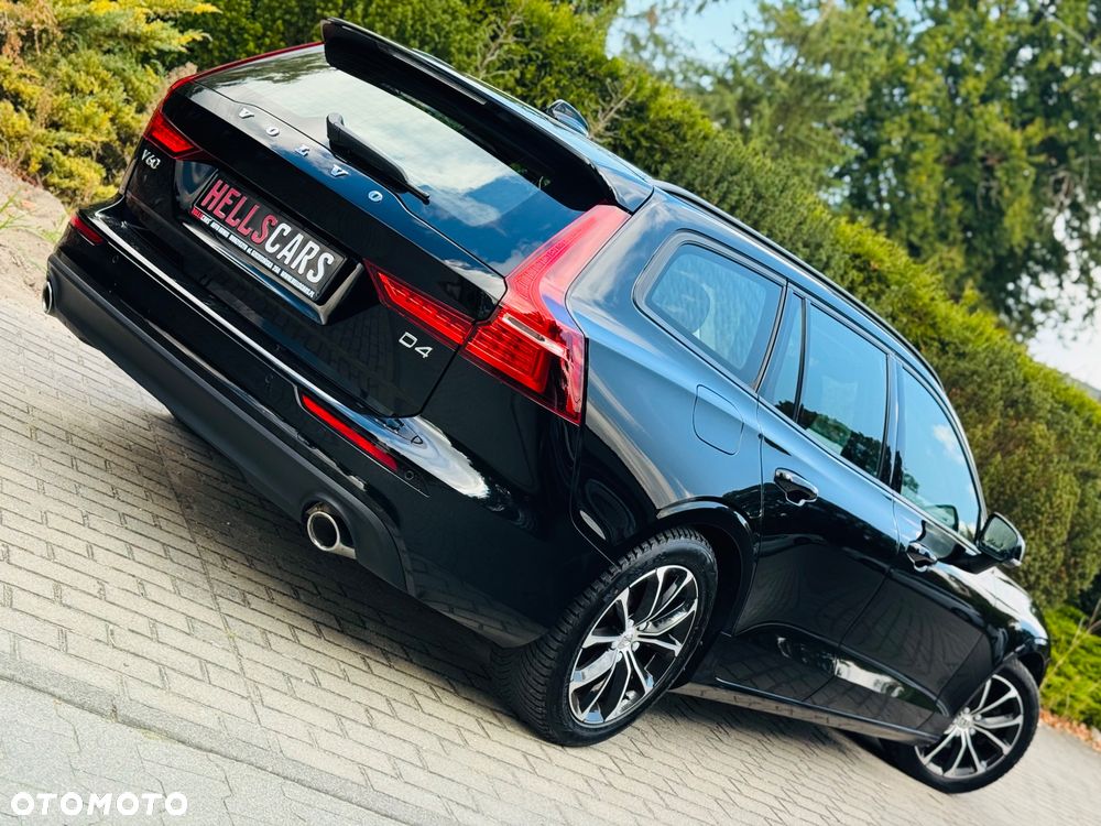 Volvo V60 D4 Geartronic Momentum - 9