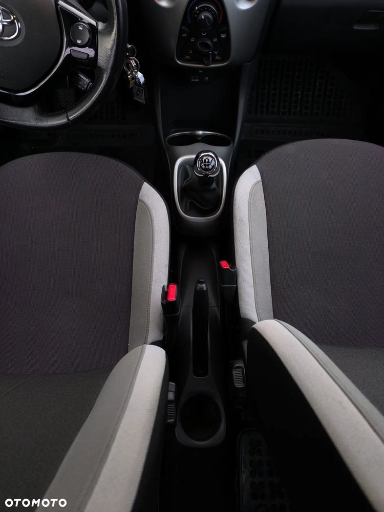 Toyota Aygo 1.0 VVT-i Sprint EU6 - 16