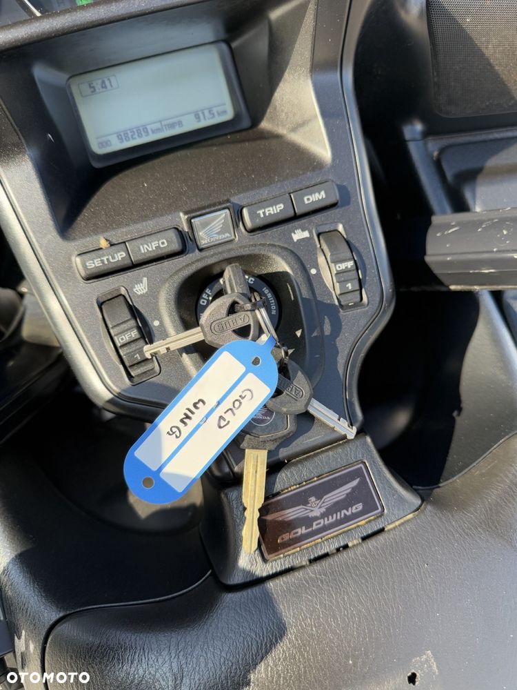 Honda GL - 13