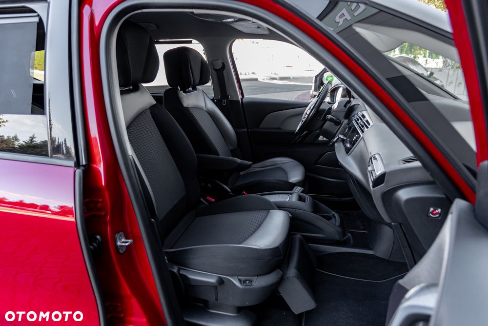 Citroën C4 Grand Picasso BlueHDi 150 EAT6 Exclusive - 25
