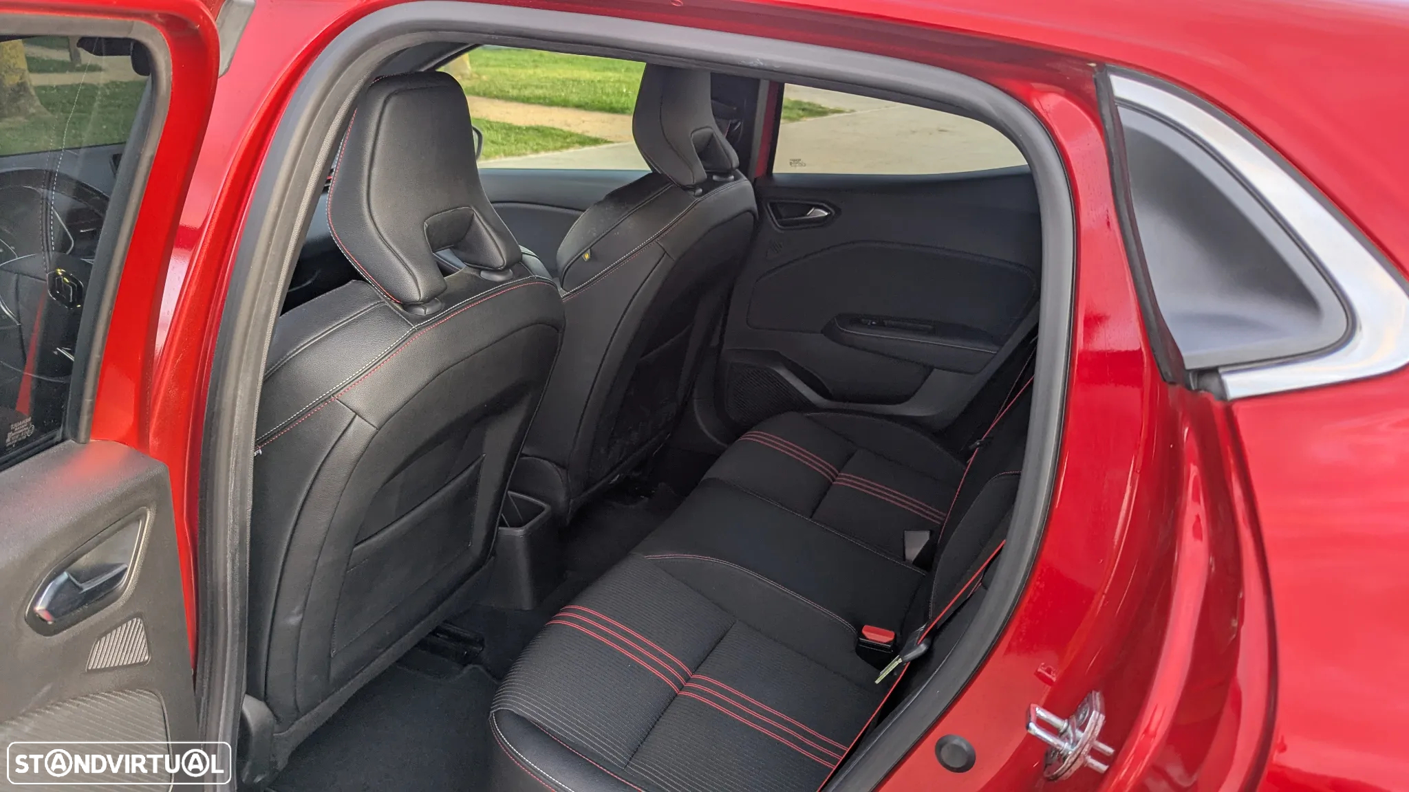 Renault Clio 1.0 TCe RS Line - 9