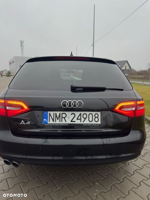 Audi A4 Avant 2.0 TDI DPF Ambiente - 13