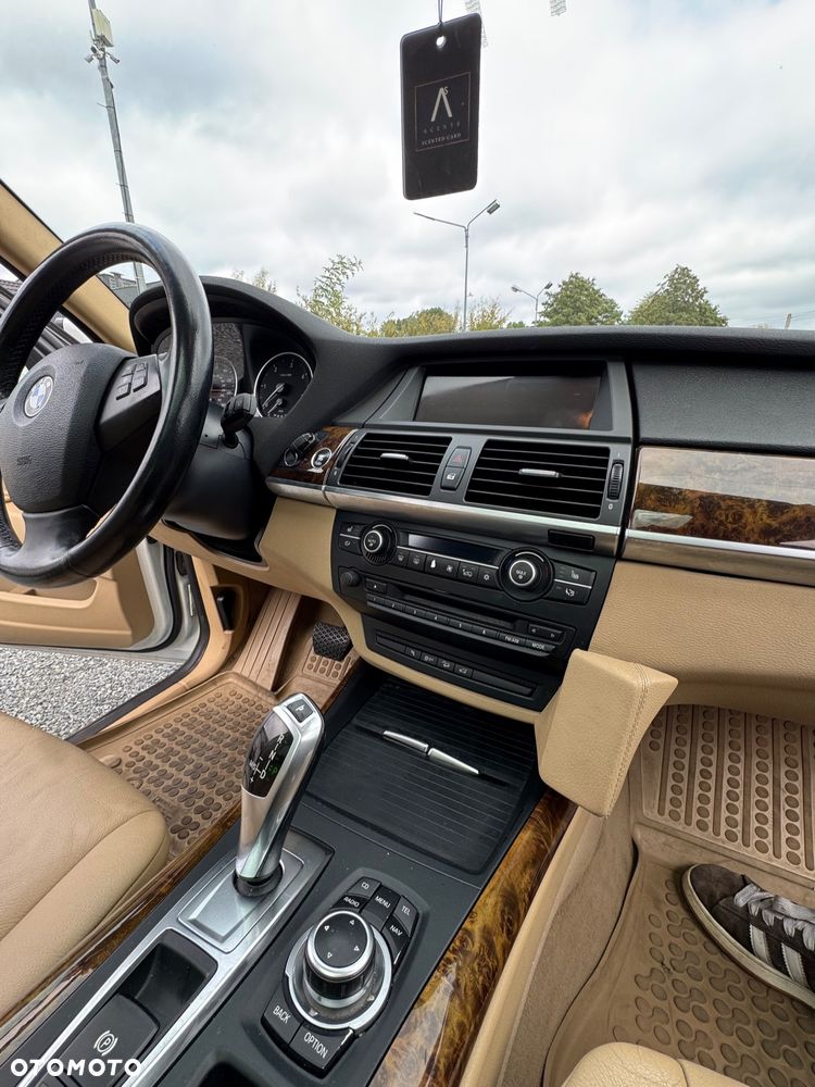 BMW X5 3.5d xDrive - 26