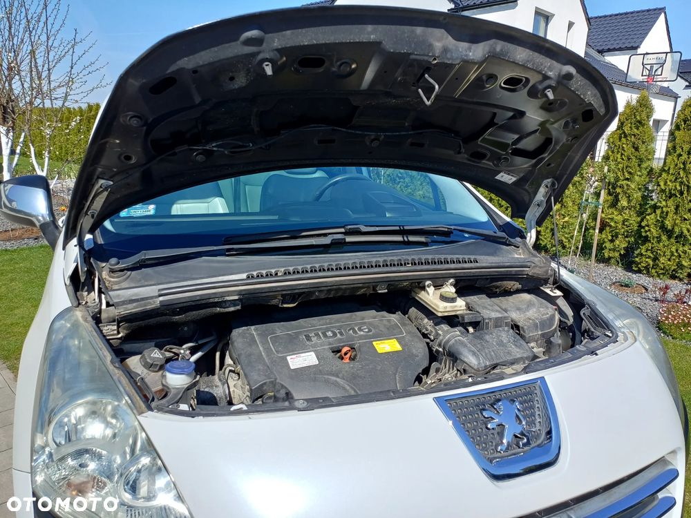 Peugeot 3008 2.0 HDi Premium+ - 2