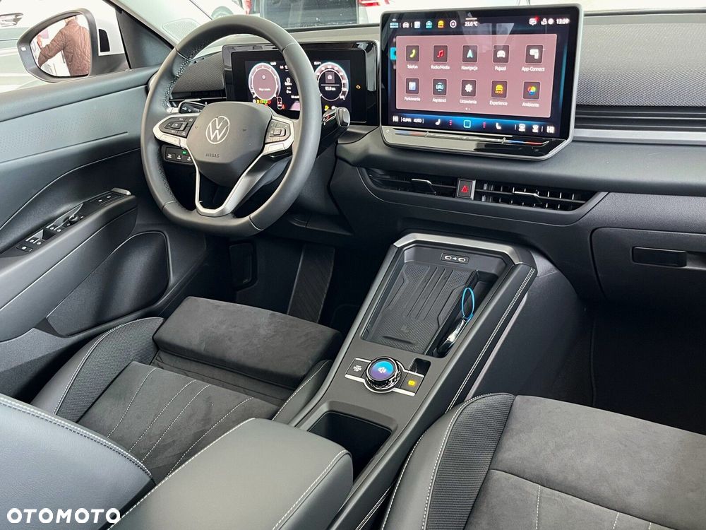 Volkswagen T-Roc 1.5 eTSI Style DSG - 8