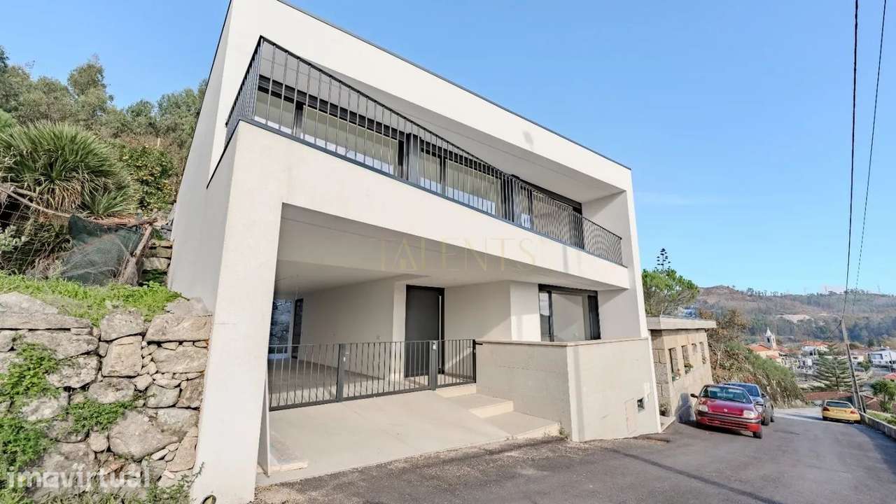 Moradia T4 de Luxo em Gonça a 10 Minutos do Centro de Guimarães - Grande imagem: 2/24