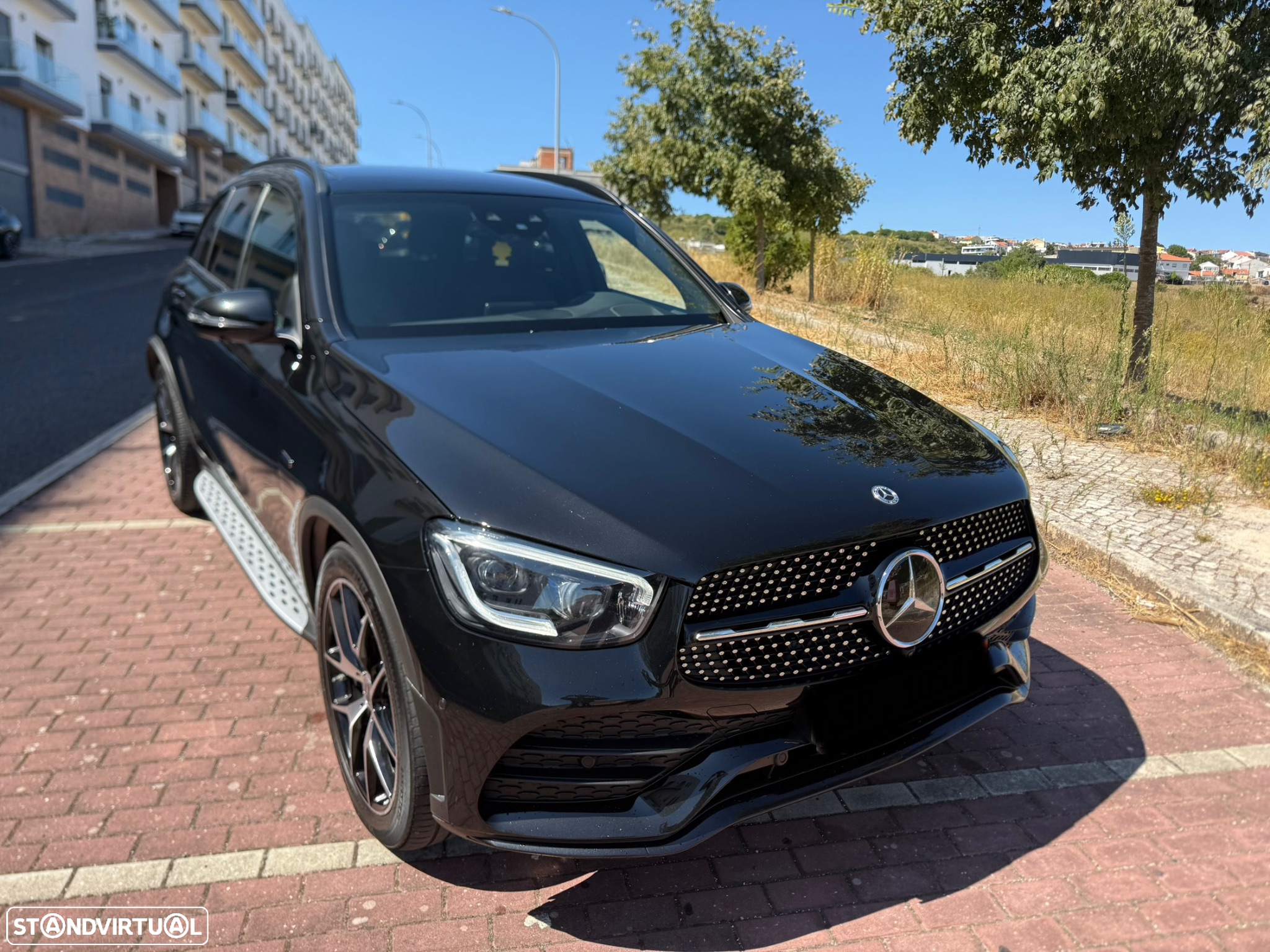 Mercedes-Benz GLC 300 de 4Matic 9G-TRONIC AMG Line Plus - 2