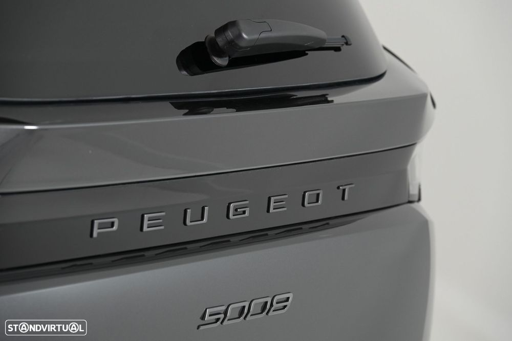 Peugeot 5008 1.2 Hybrid Allure Pack e-DCS6 - 12