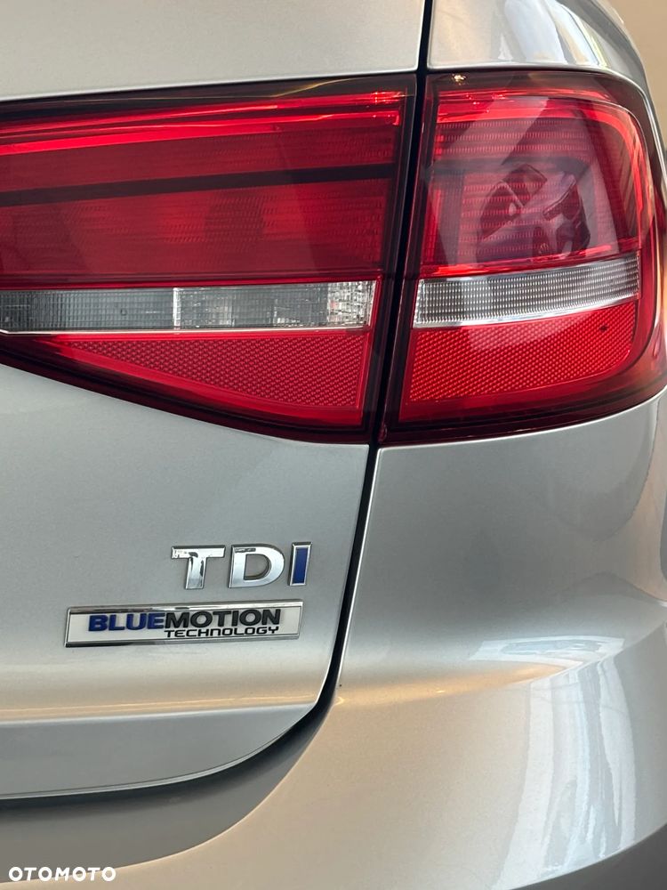Volkswagen Jetta 2.0 TDI DPF BMT Trendline - 10