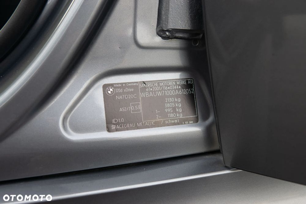 BMW Seria 3 320d xDrive DPF Edition Fleet Sport - 12