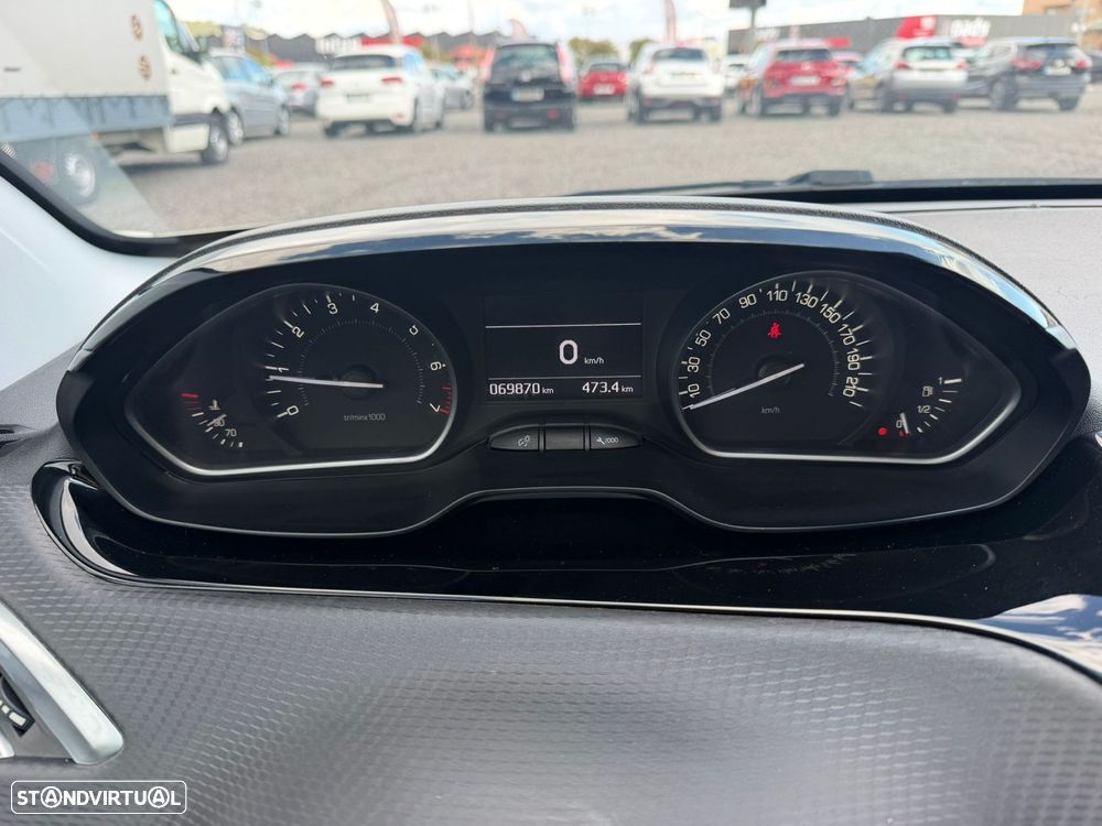 Peugeot 208 1.2 PureTech GT Line - 34