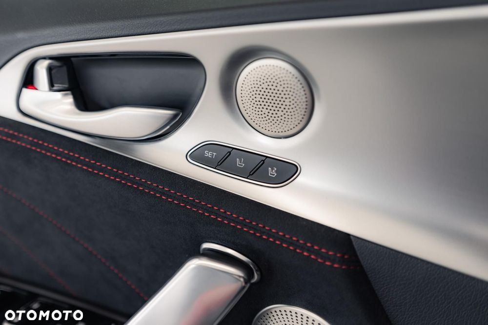 Kia Stinger 3.3 T-GDI V6 GT AWD - 28