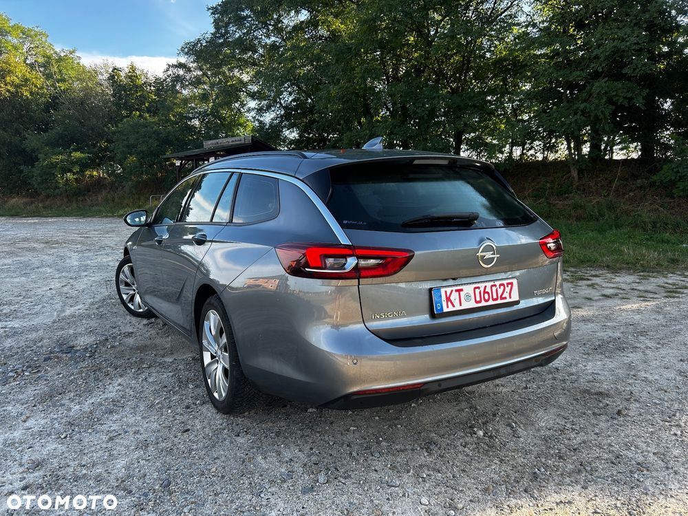 Opel Insignia - 12