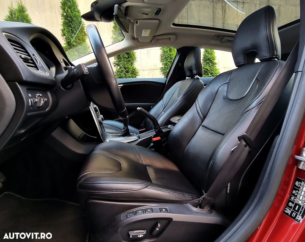 Volvo V40 D2 Inscription - 7