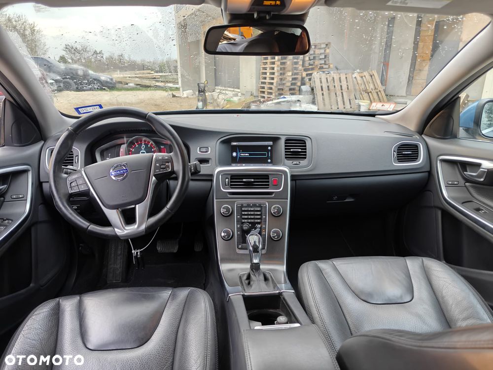 Volvo S60 2.5 T5 - 6