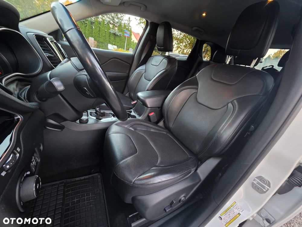 Jeep Cherokee 2.0 GME Active Drive I Limited - 15