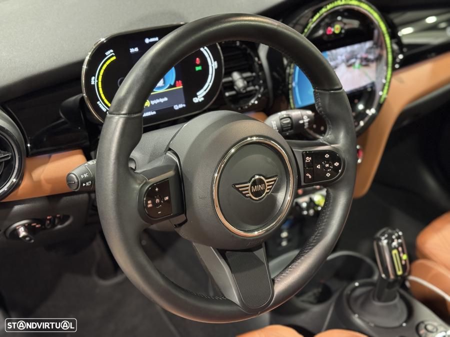 MINI 3 Portas Cooper SE Camden Edition - 18