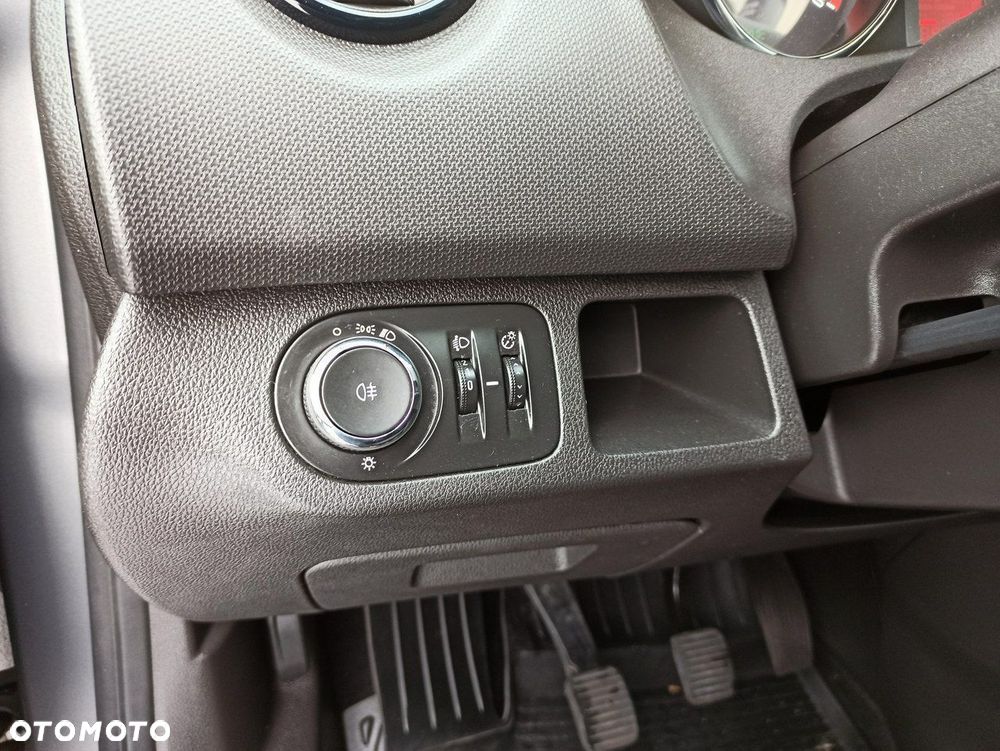 Opel Meriva - 19