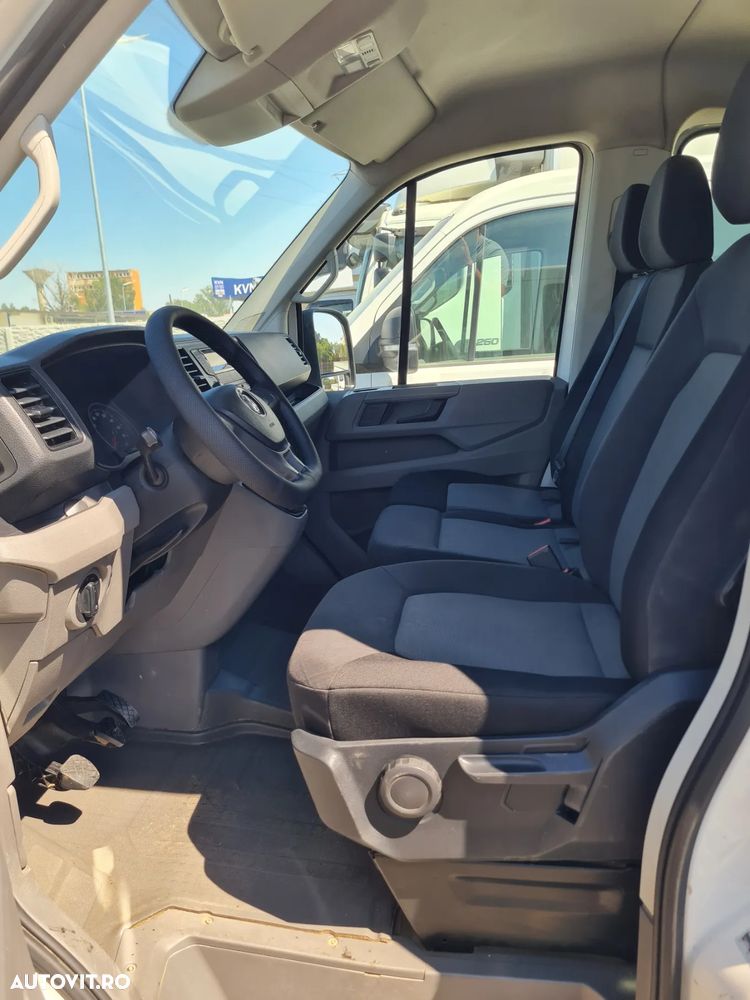 Volkswagen Crafter - 9