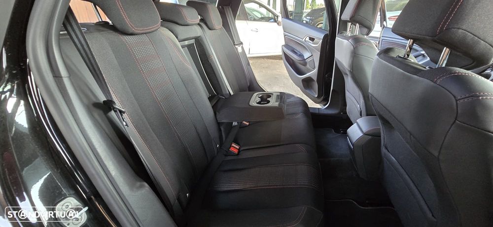 Peugeot 308 SW 1.5 BlueHDi GT Line EAT8 - 33